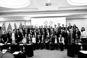 “Борбордук Азиядагы жергиликтүү өз алдынча башкаруу” форуму: Биринчи сессия. Борбордук Азиядагы жергиликтүү өз алдынча башкаруунун заманбап тенденциялары