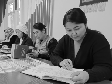 Жергиликтүү кеңештерди ченем жаратуу ишмердигине окутуу 