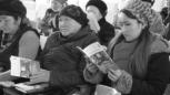 Более 10 тысяч человек во всех регионах Кыргызстана узнали об участии женщин в местных выборах
